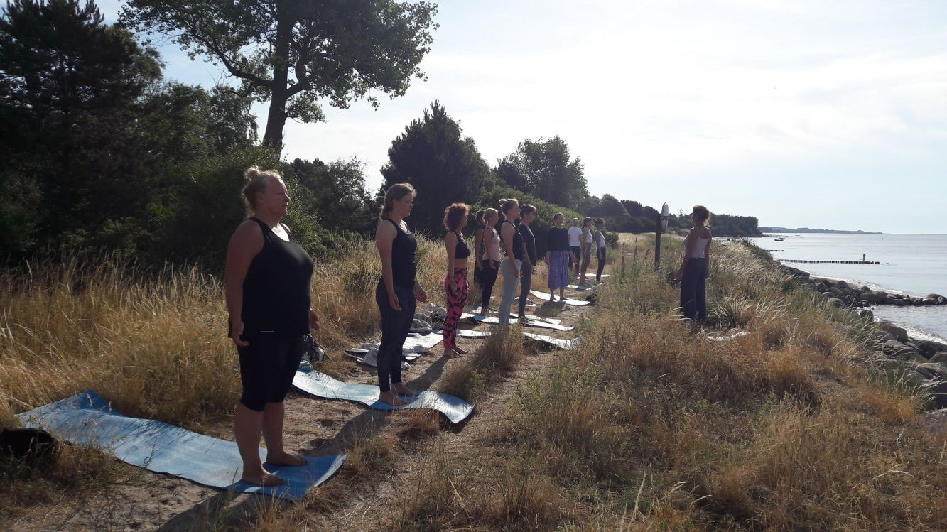 Detox yoga weekendretreat på Møn | Vælg imellem 4 retreats i 2024!