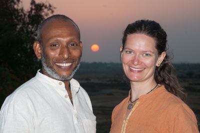 Santhi Yoga​ ved Anna Marie Houe og Govind