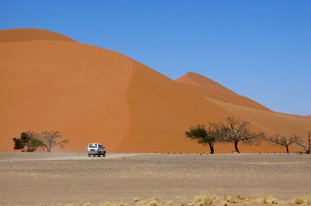 18 dage med yoga og vandring i Namibias storslåede ørken