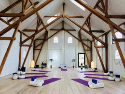 3 dages yoga retreat på Samsø | 25. - 27. oktober 2024