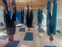 Sensommer-retreat med Aerial og Hatha-yoga på Møn | 24. - 26. september 2021