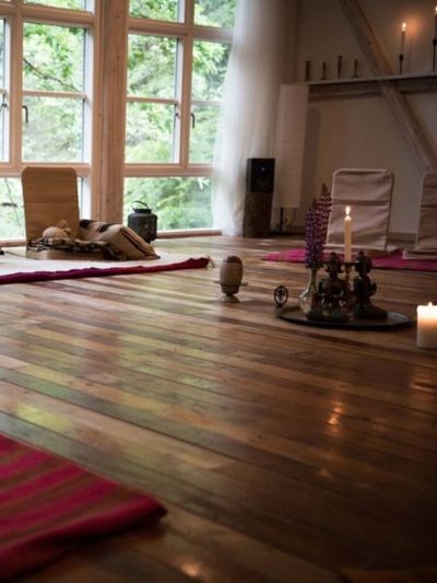 Bodyfulness-retreat til "Skoven Kalder" i Ryd, Sverige