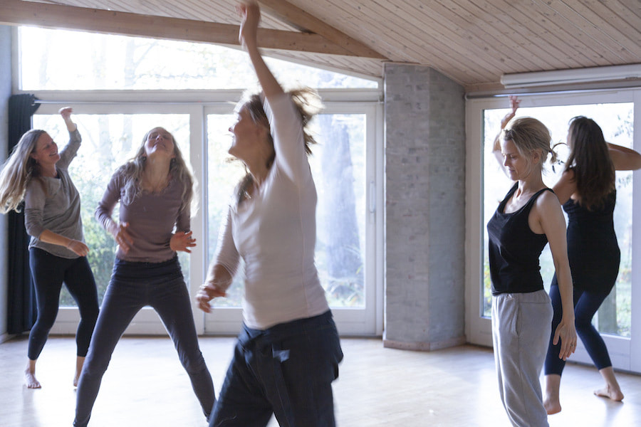 Weekend-kurophold med yoga, sang, dans og meditation på Djursland | 10. - 12. marts 2023​