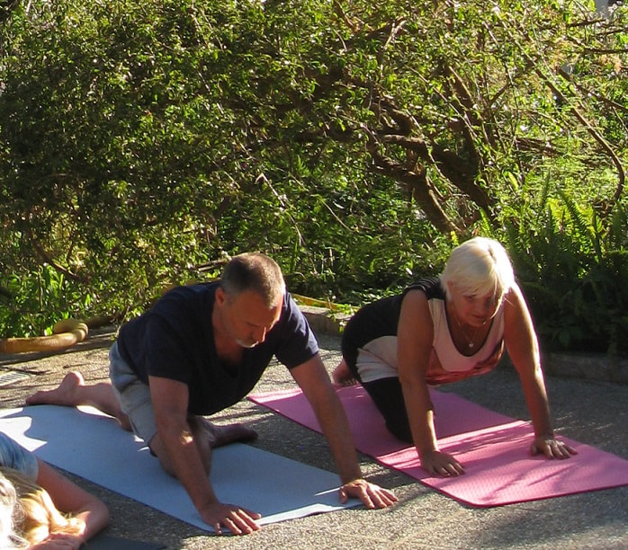 Mindfulness, meditation og yoga retreat/kursus i bjergene nær vandet, Barcelona